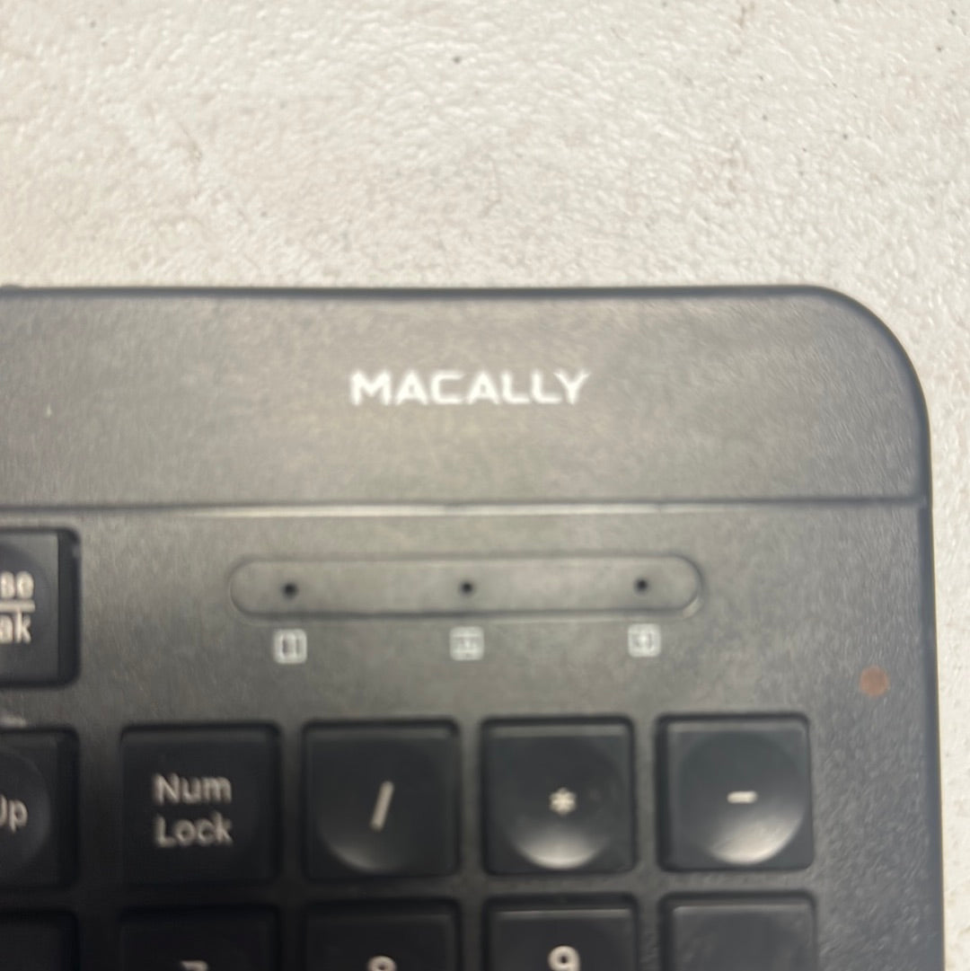 USB Keyboard Macally Used